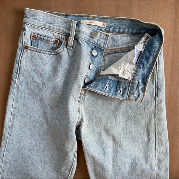 Levi’s Wedgie Light Blue Button Fly Jeans - Picture 7 of 14